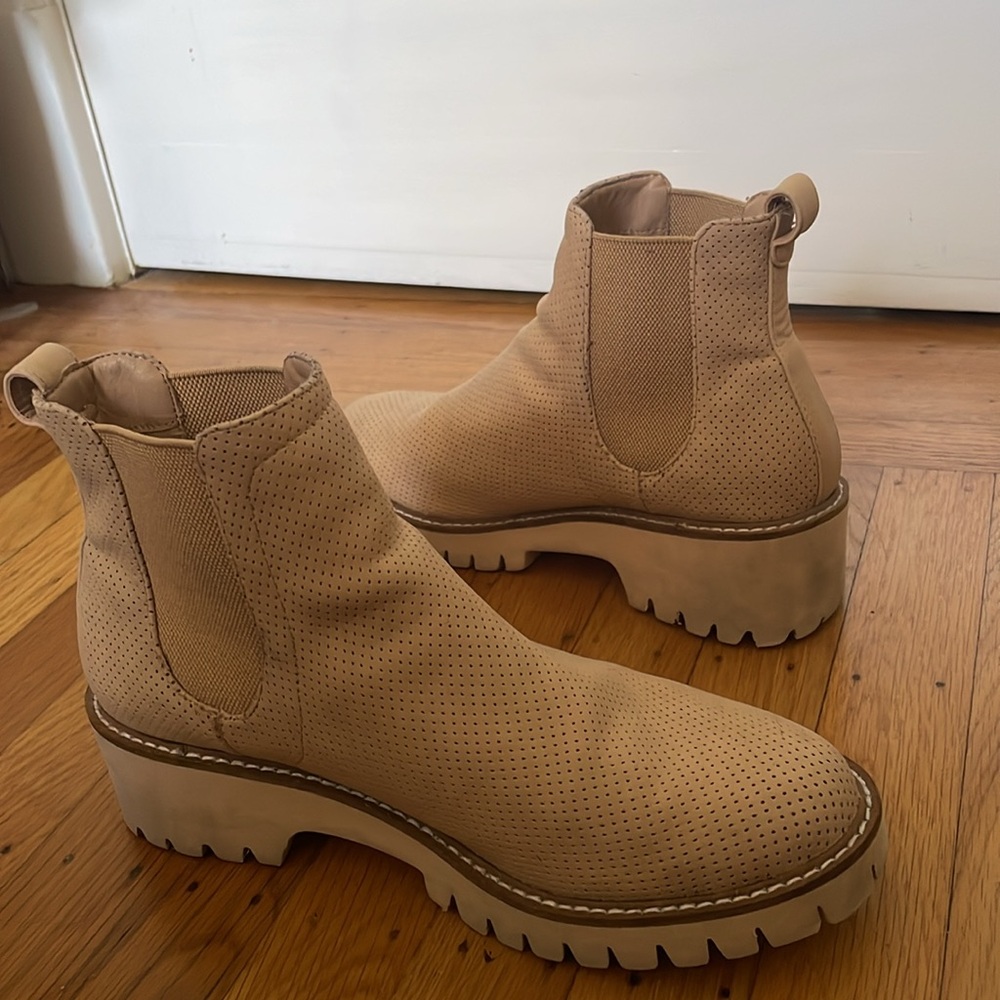 Cream boots - Picture 3 of 8